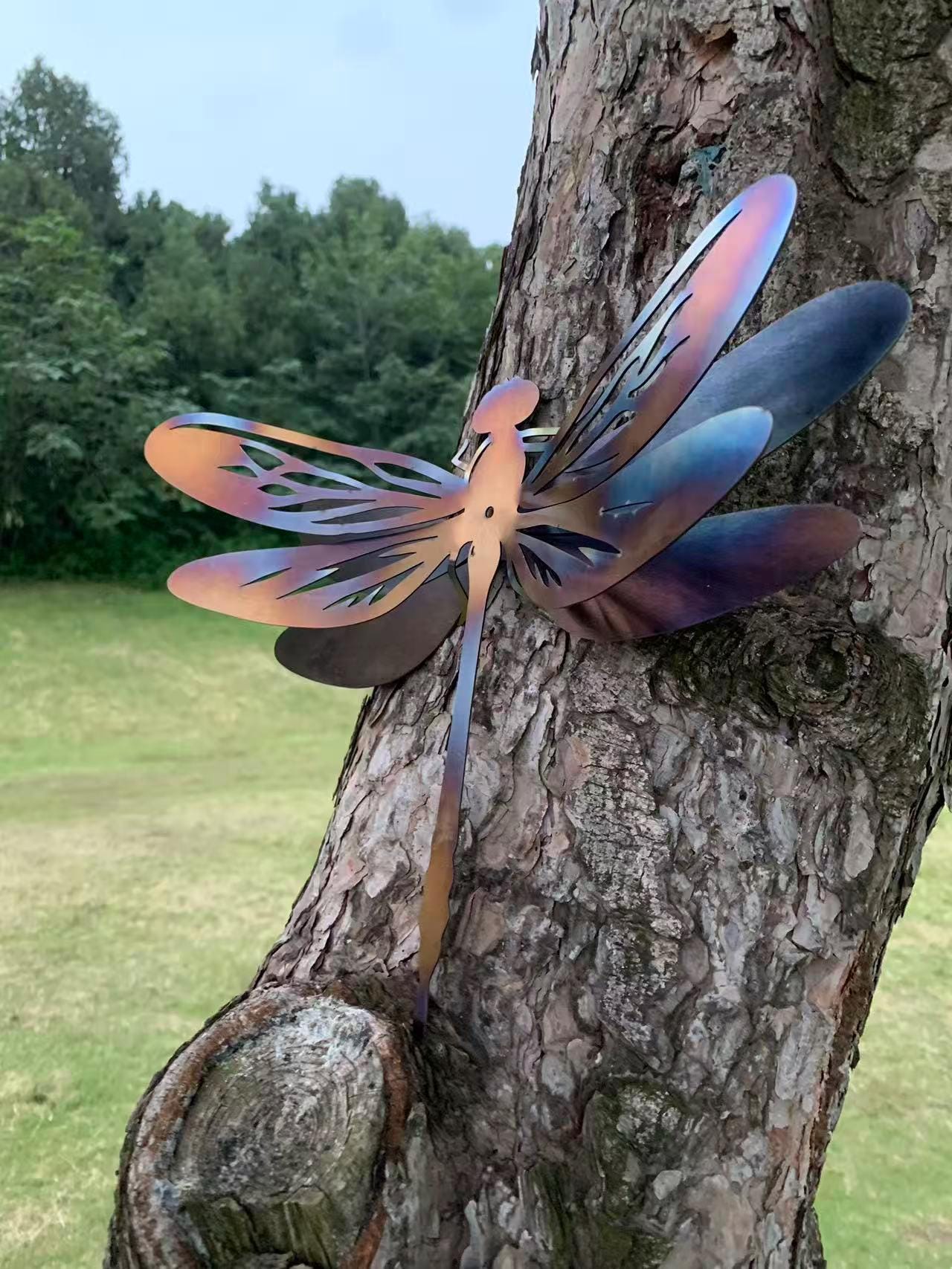 3D Dragonfly Garden Stake Fence Decor, Heat Colored Metal Dragonfly Sculpture, Handmade Metal Insect, Yard Tree Decor, Gift For Insect Lover